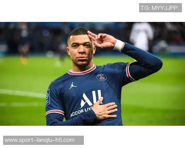 姆巴佩成西甲历史第二人单赛季打入两粒勺子点球的传奇时刻