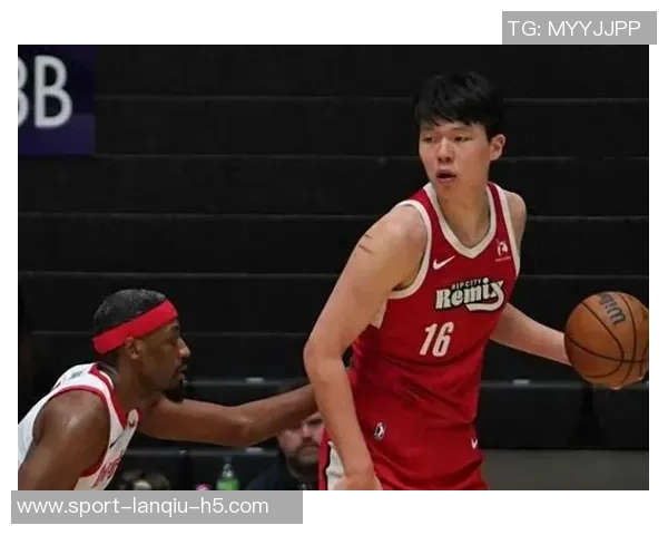 费舍尔谈杨瀚森组织能力不足球队期待他成长为核心球员